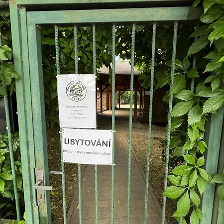 Rekreační Na Fotbalovém Stadionu Campeggio Senec